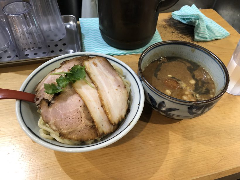 煮干麺 新橋 月と鼈（すっぽん）｜新橋でつけ麺ランチ