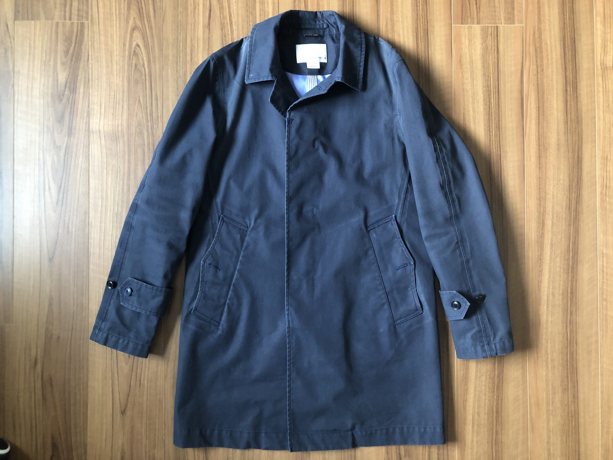 ナナミカ ゴアテックス ステンカラーコート（nanamica GORE-TEX Soutien Collar Coat）｜3年目の季節を迎えるコートのエイジング（経年変化）の様子です