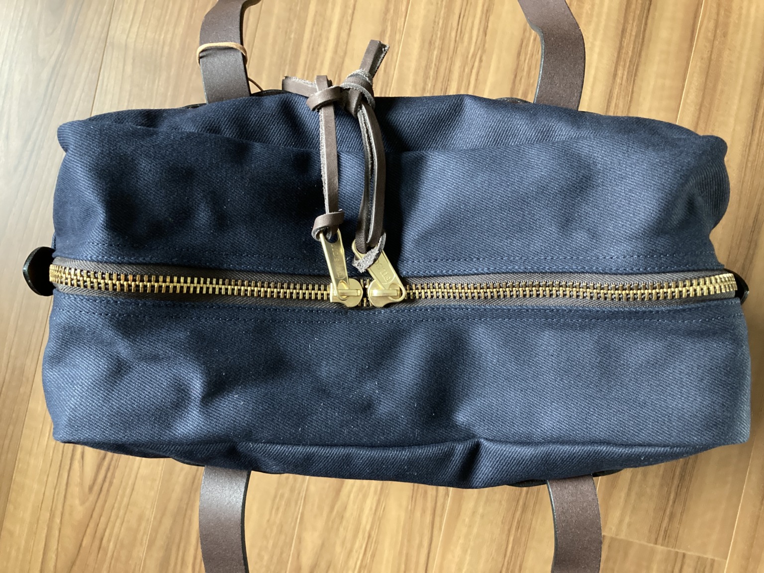 FILSON - フィルソン ジッパー トート(並行輸入)の+colabcard.com.br